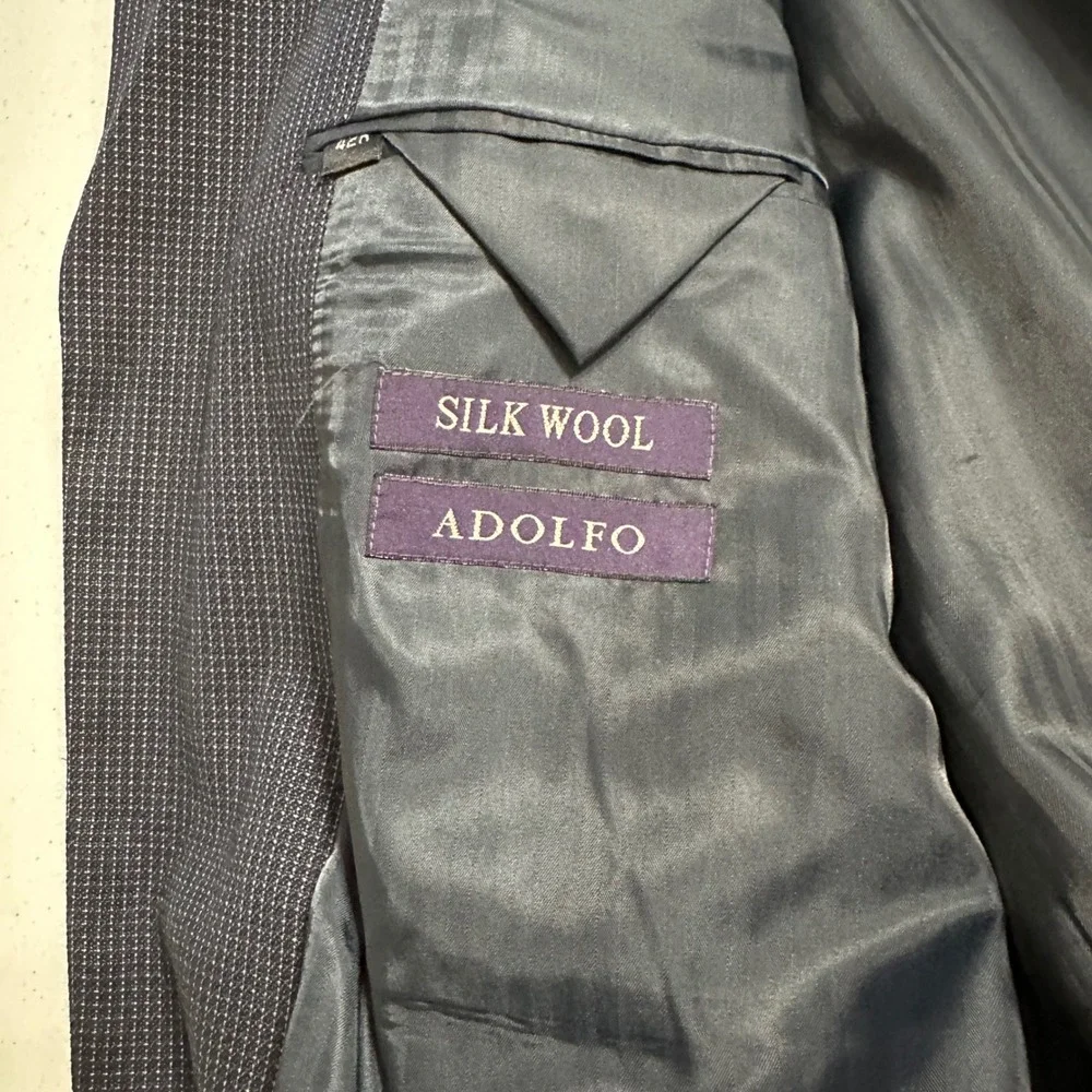 Adolfo Navy Blue Silk Wool Blend Blazer Suit Jacket 3 Button Notched Pattern 42R